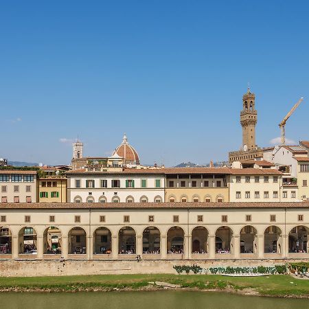 Ponte Vecchio Terrace Lägenhet Florens Exteriör bild
