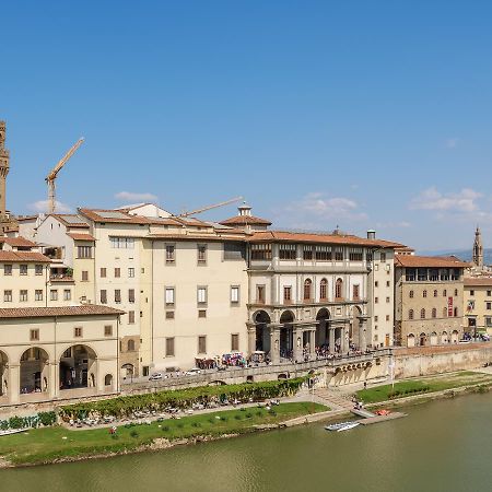 Ponte Vecchio Terrace Lägenhet Florens Exteriör bild