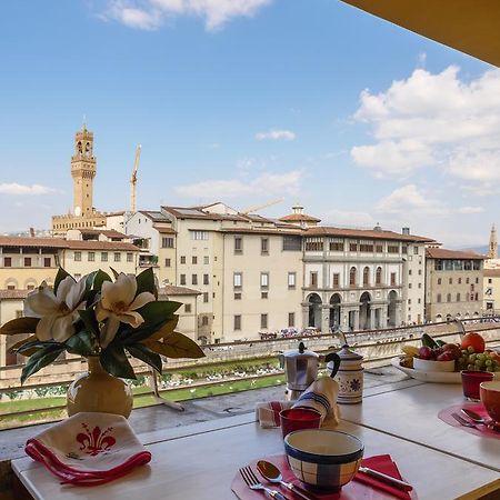 Ponte Vecchio Terrace Lägenhet Florens Exteriör bild