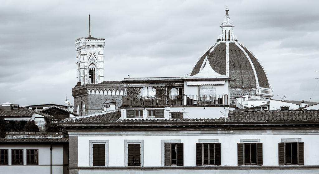 Ponte Vecchio Terrace Lägenhet Florens Rum bild